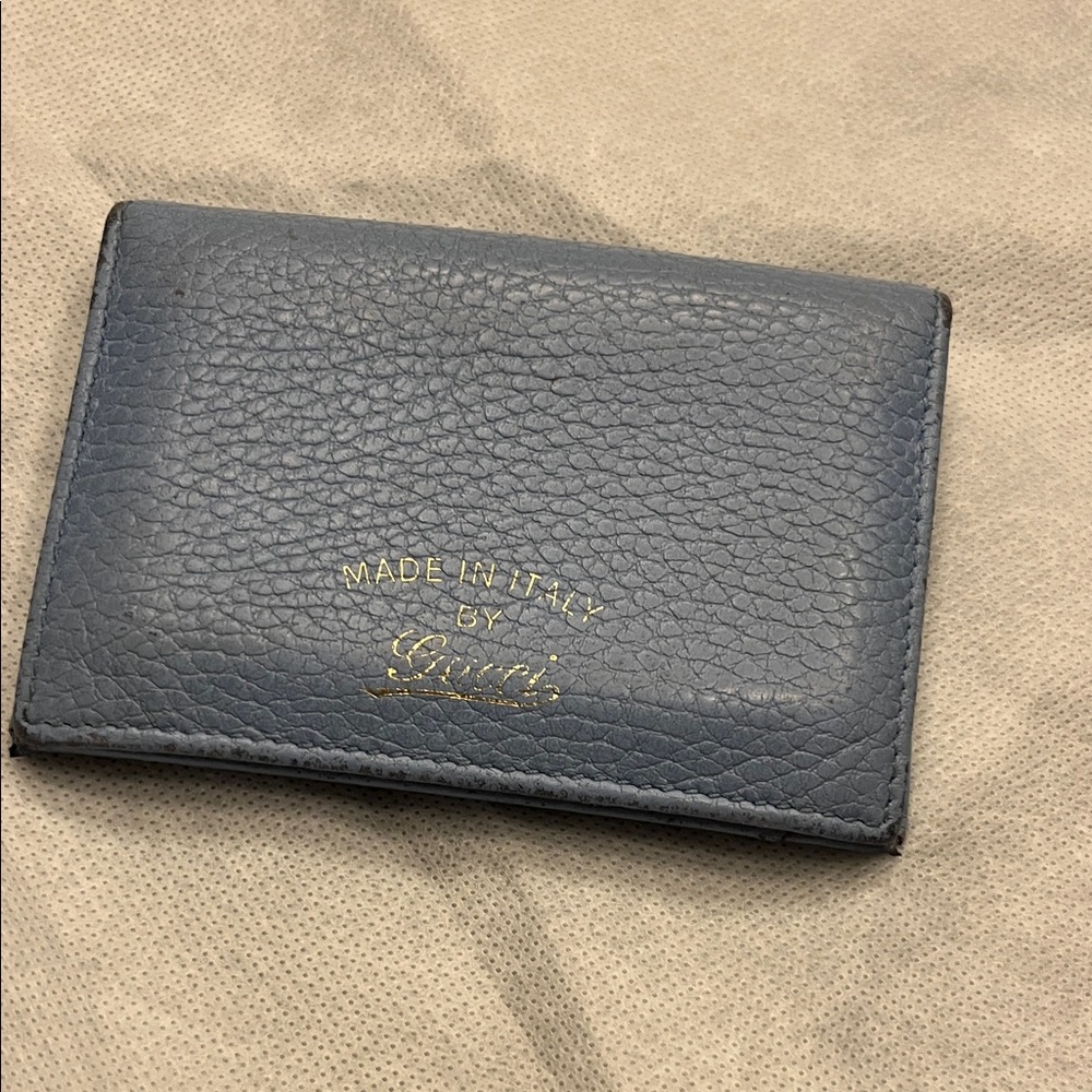 Gucci Gray Pebbled Leather Card Holder with Gold Stamp